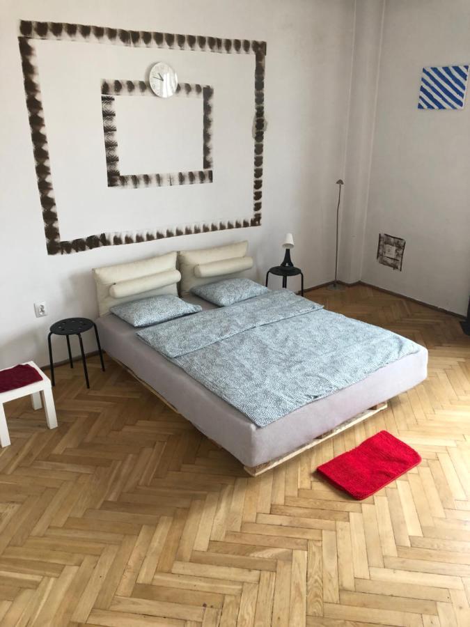 Pokoj 11A Appartement Krakau Buitenkant foto